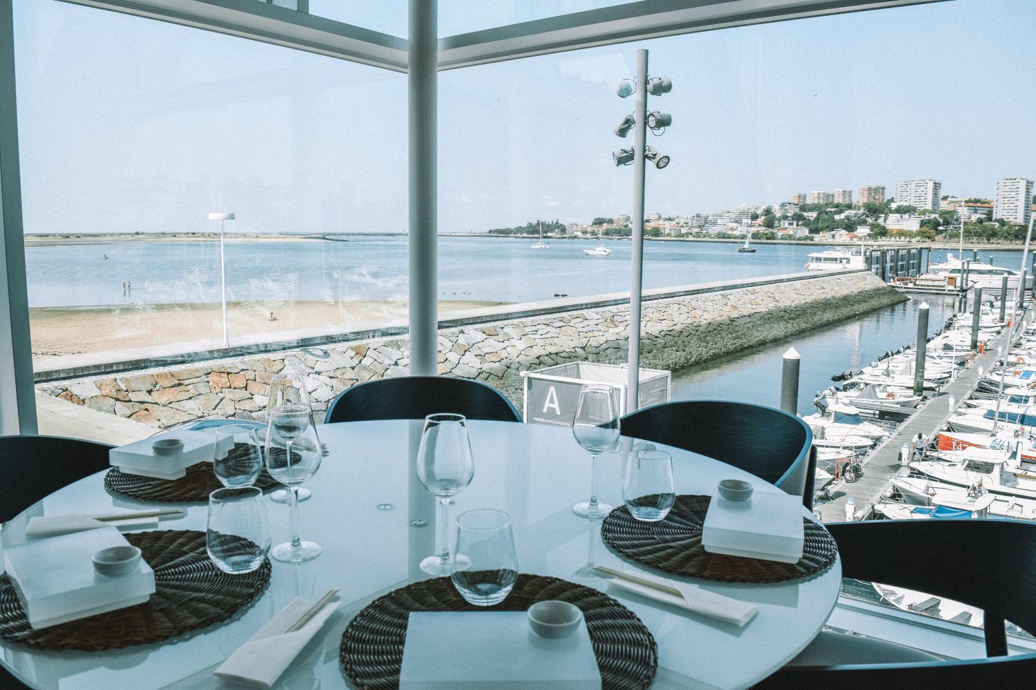 Cara Coroa Sushi in Porto Kanpai Marina Afurada